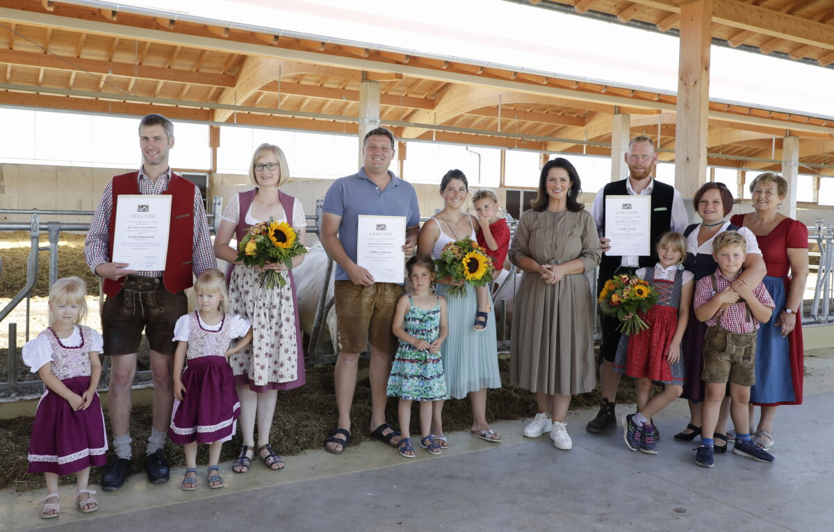 Bild von der Feier zum bayerischen Tierwohlpreis